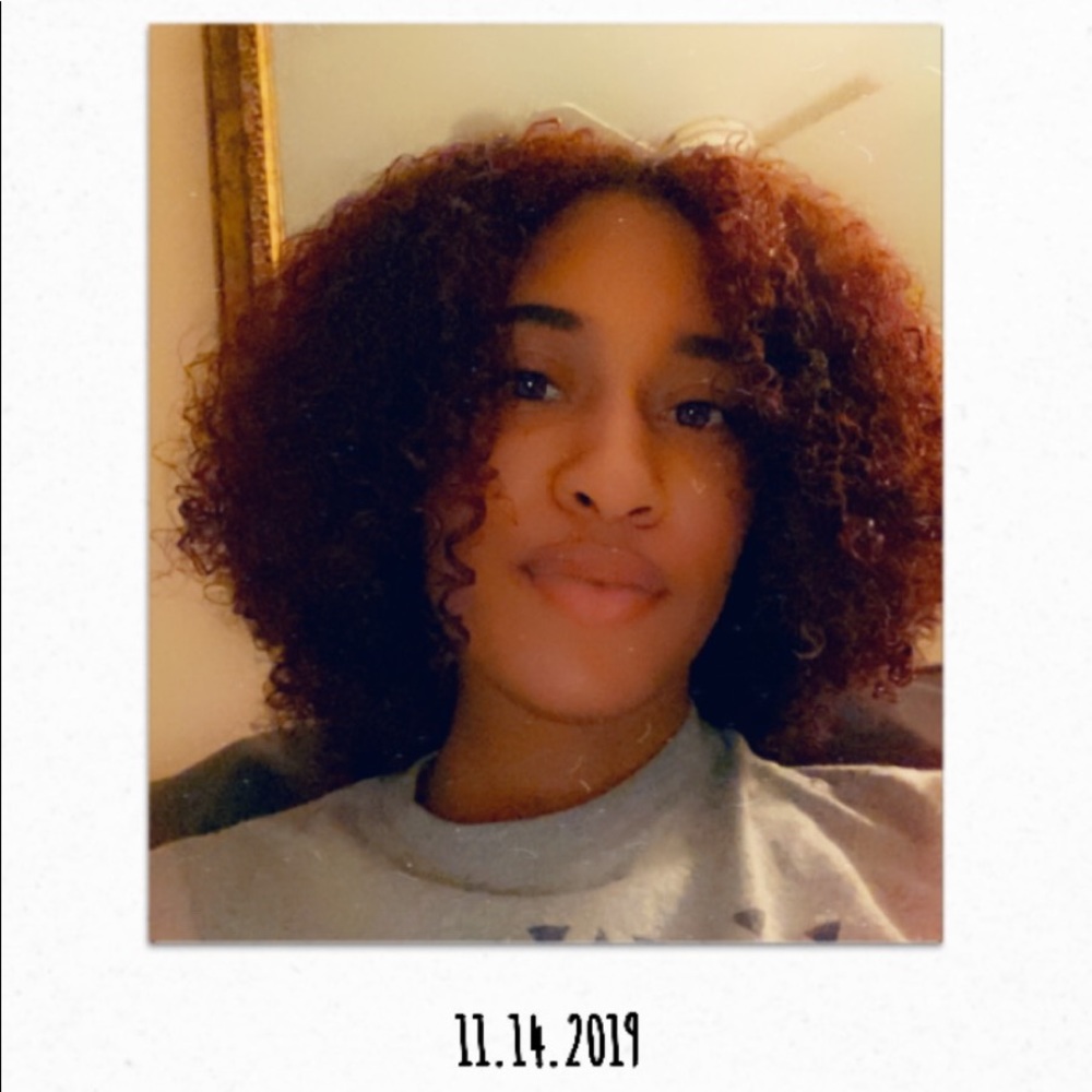 Meet your Posher, Cici